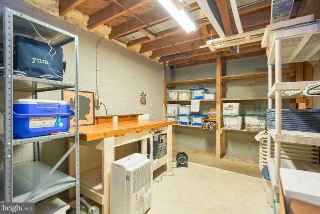4118 WHISPERING LN, Annandale, VA 22003