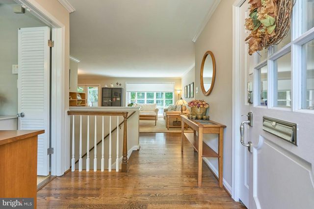 4118 WHISPERING LN, Annandale, VA 22003