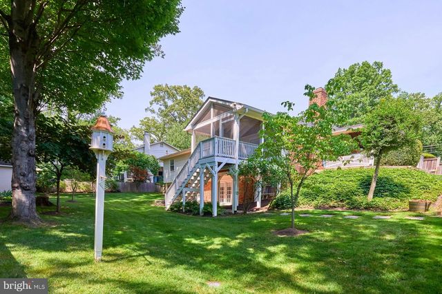 4118 WHISPERING LN, Annandale, VA 22003