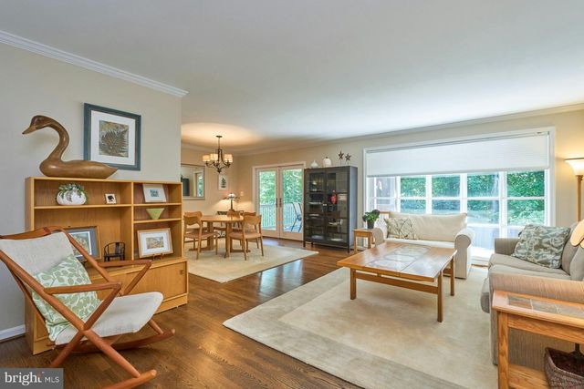 4118 WHISPERING LN, Annandale, VA 22003