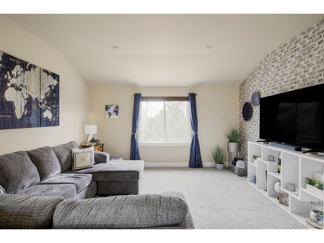 1208 S Valentia Ct, Denver, CO 80247