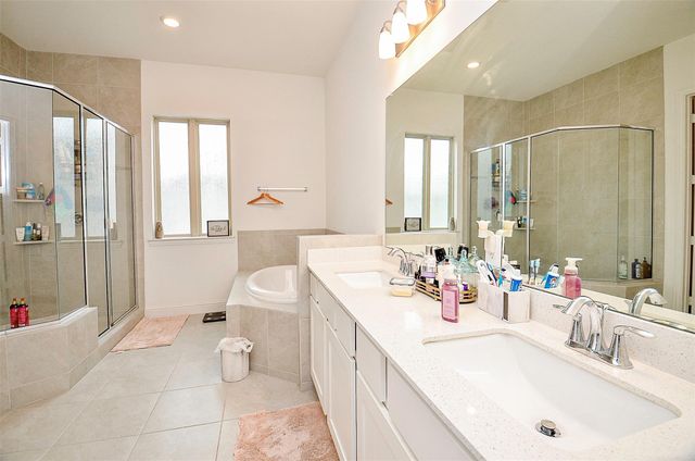 11021 Mikula Drive, Houston, TX 77043