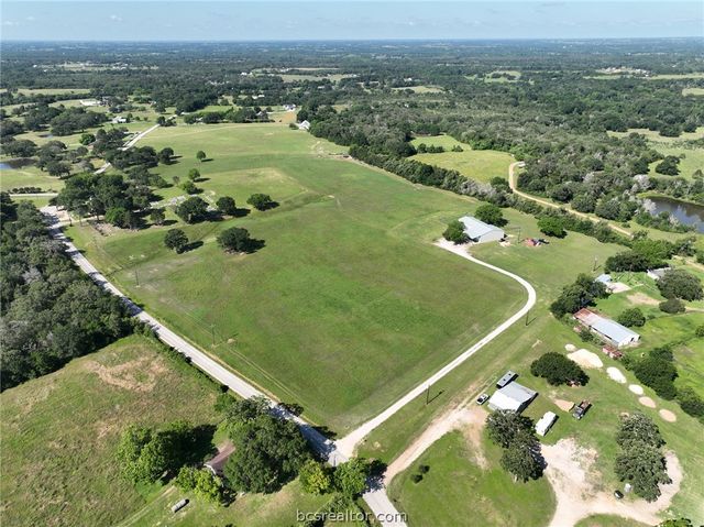 126 South Berlin Road, Brenham, TX 77833