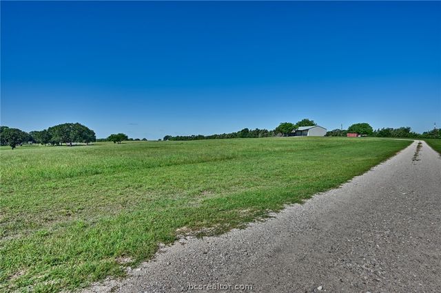 126 South Berlin Road, Brenham, TX 77833