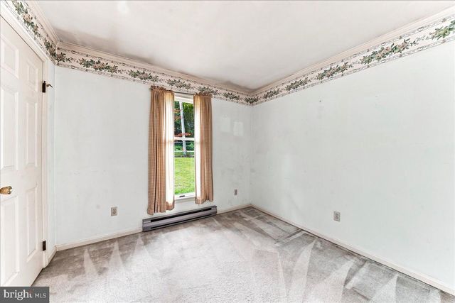 4060 MOUNT RD, Aston, PA 19014