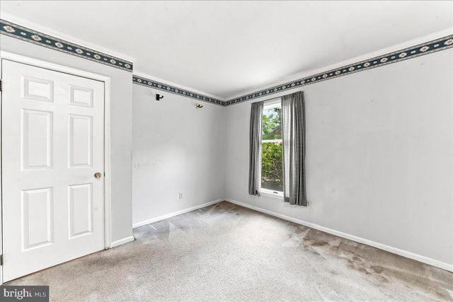 4060 MOUNT RD, Aston, PA 19014