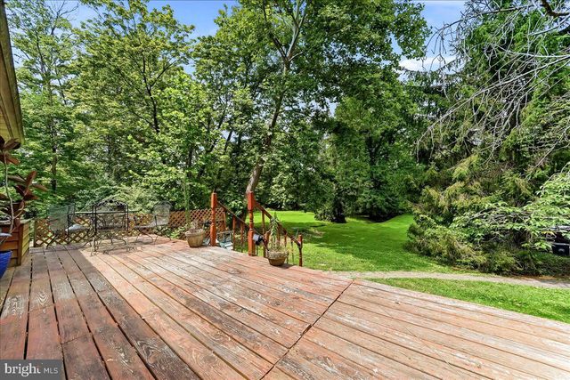 4060 MOUNT RD, Aston, PA 19014