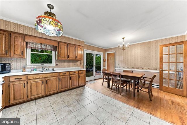 4060 MOUNT RD, Aston, PA 19014