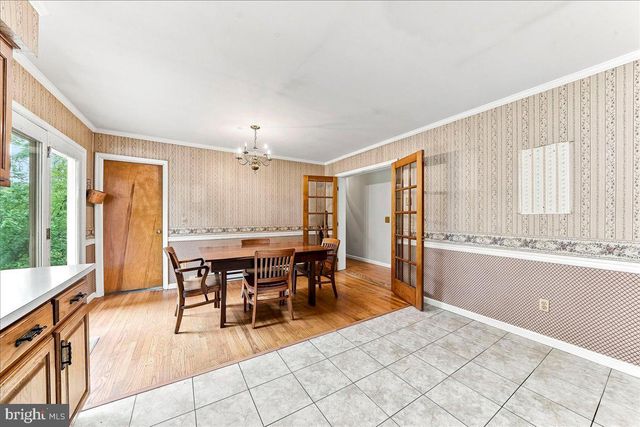 4060 MOUNT RD, Aston, PA 19014