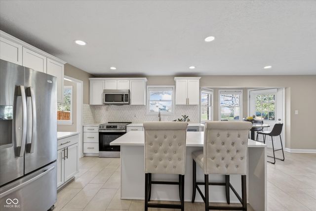 5986 Hall Road, Plainfield, IN 46168