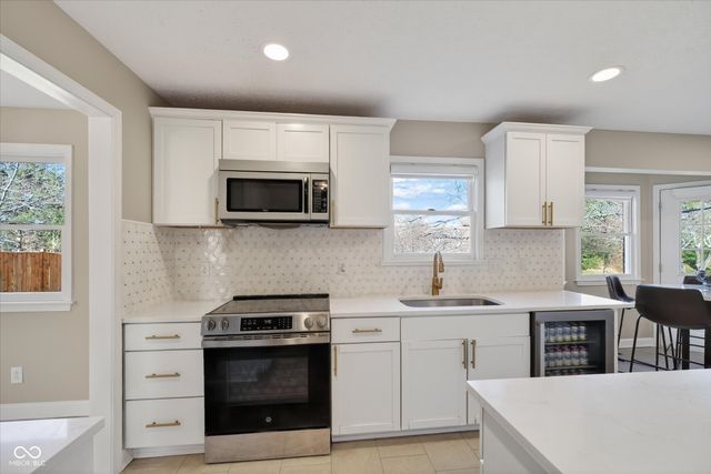 5986 Hall Road, Plainfield, IN 46168