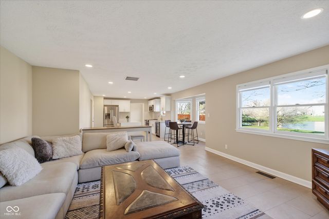 5986 Hall Road, Plainfield, IN 46168