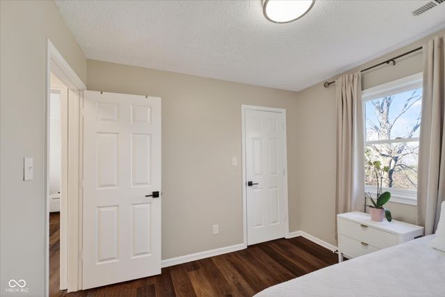 5986 Hall Road, Plainfield, IN 46168