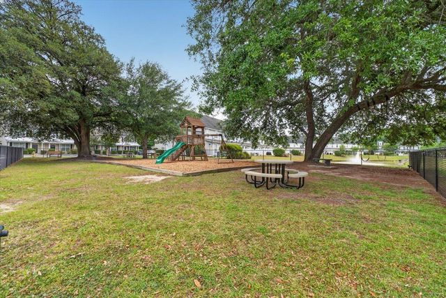 112 Hemingway, Summerville, SC 29483