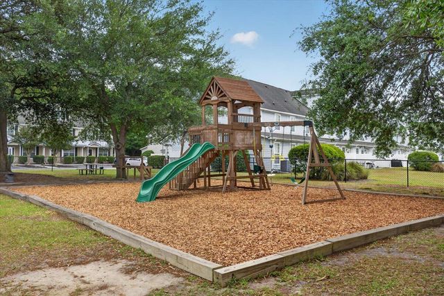 112 Hemingway, Summerville, SC 29483