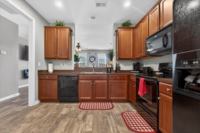 112 Hemingway, Summerville, SC 29483