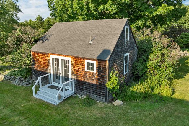 825 North Line Road, Tuftonboro, NH 03816