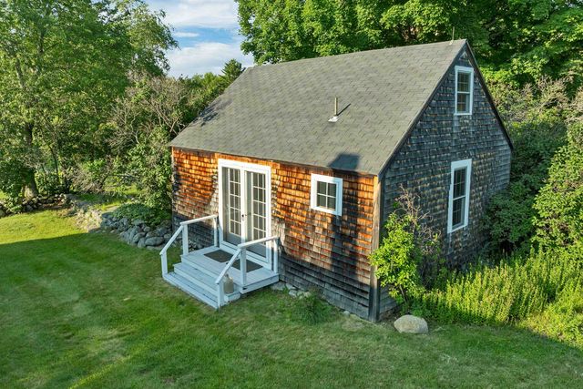 825 North Line Road, Tuftonboro, NH 03816