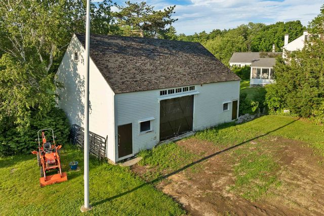 825 North Line Road, Tuftonboro, NH 03816
