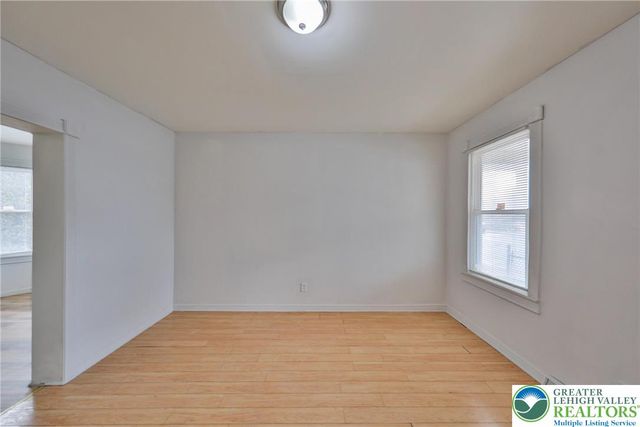 303 West Lincoln Street, Easton, PA 18042