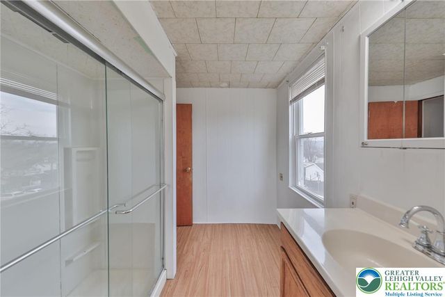 303 West Lincoln Street, Easton, PA 18042