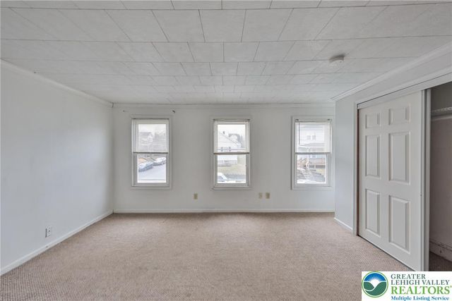 303 West Lincoln Street, Easton, PA 18042