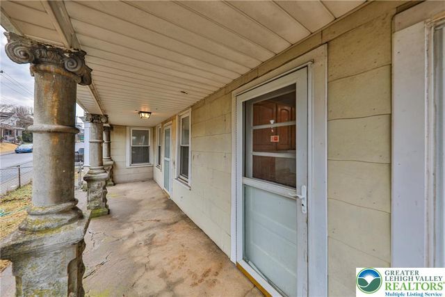 303 West Lincoln Street, Easton, PA 18042