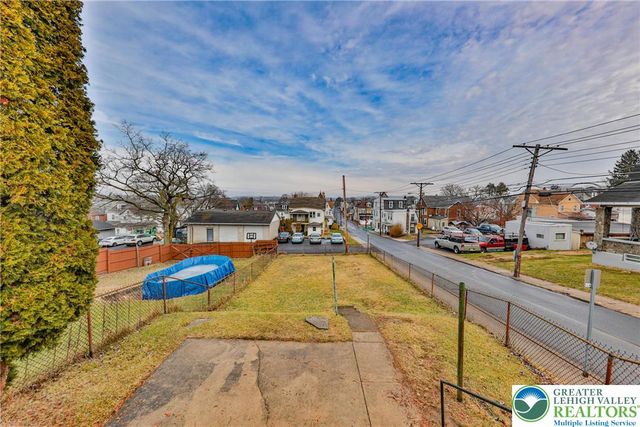 303 West Lincoln Street, Easton, PA 18042