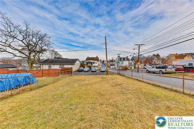 303 West Lincoln Street, Easton, PA 18042