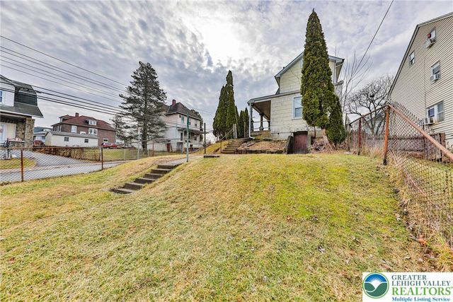 303 West Lincoln Street, Easton, PA 18042