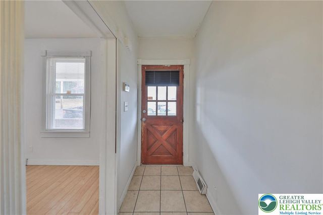 303 West Lincoln Street, Easton, PA 18042