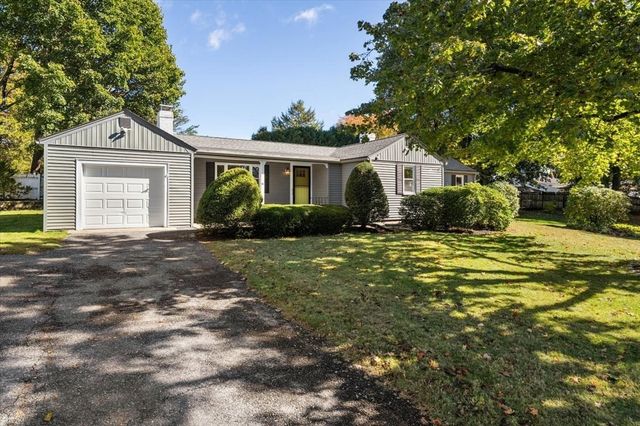 78 Salem End Lane, Framingham, MA 01702