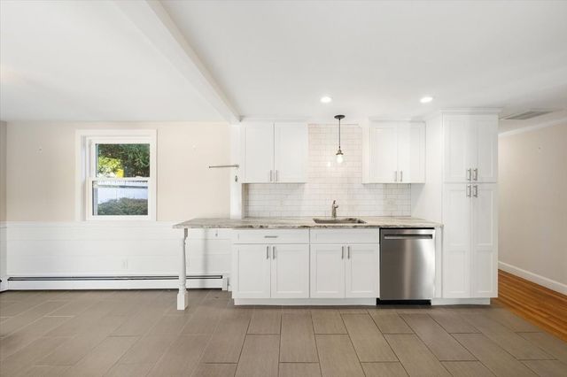 78 Salem End Lane, Framingham, MA 01702