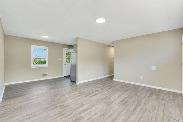 941 Provost Avenue, Bellport, NY 11713