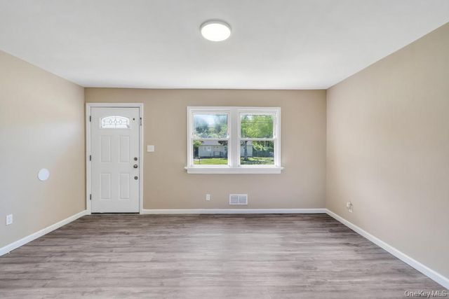 941 Provost Avenue, Bellport, NY 11713