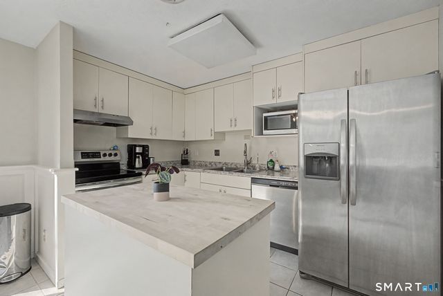 53 Coronado Drive 53, Newington, CT 06111