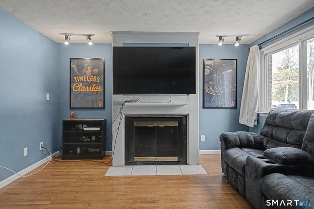 53 Coronado Drive 53, Newington, CT 06111