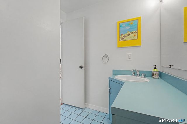 53 Coronado Drive 53, Newington, CT 06111