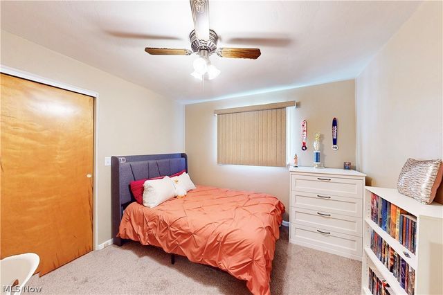 400 Terri Avenue, Steubenville, OH 43952