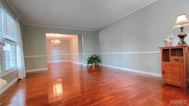 874 Hollyridge Drive, Ballwin, MO 63011