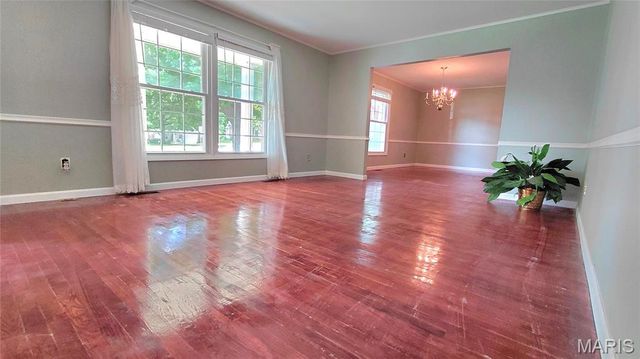 874 Hollyridge Drive, Ballwin, MO 63011