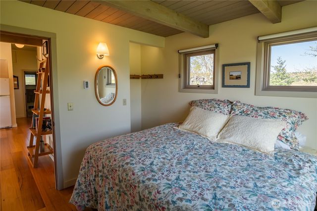 140 Sweetbrier Lane, Lopez Island, WA 98261