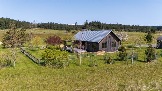 140 Sweetbrier Lane, Lopez Island, WA 98261