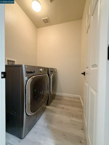 556 Heritage Cir, San Lorenzo, CA 94580