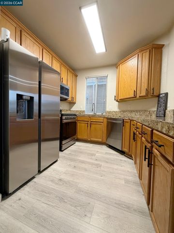 556 Heritage Cir, San Lorenzo, CA 94580