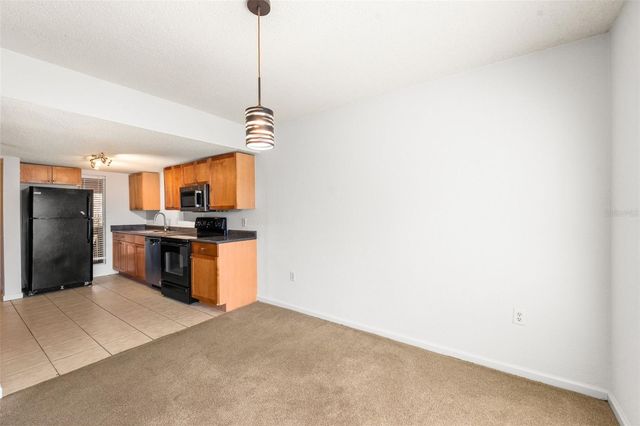 1810 NW 23 BOULEVARD 201, Gainesville, FL 32605