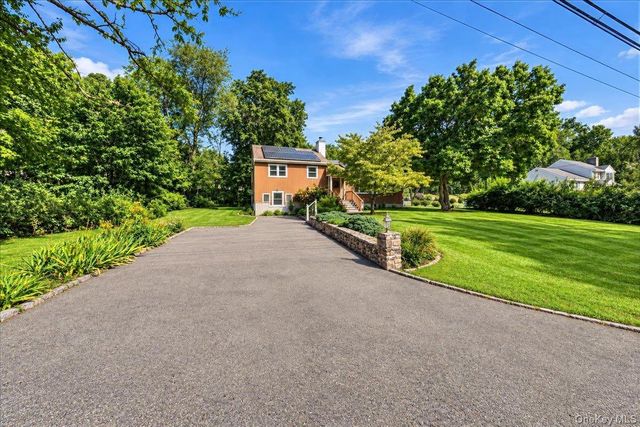 3740 Eleanor Drive, Mohegan Lake, NY 10547