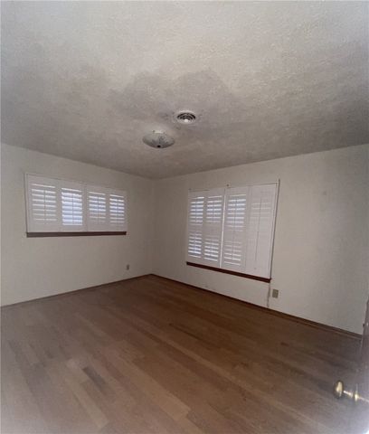 1119 Jefferson St, Alice, TX 78332
