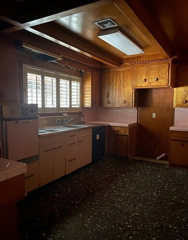1119 Jefferson St, Alice, TX 78332