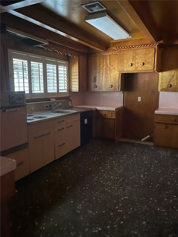 1119 Jefferson St, Alice, TX 78332